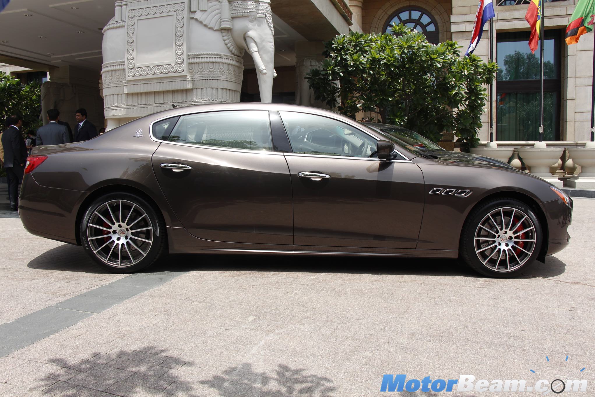 Maserati Quattroporte Side