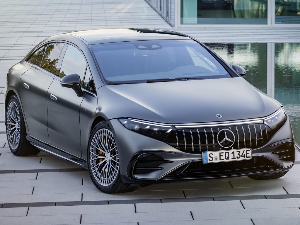 Mercedes AMG EQS 53 4Matic+ Launch