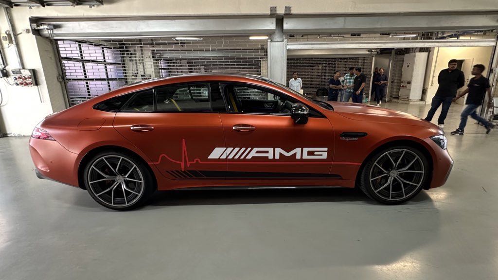 Mercedes-AMG GT 63 S E Performance Side