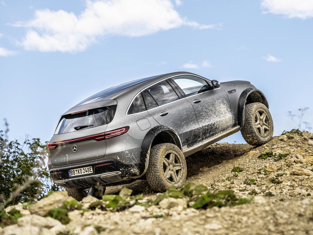 Mercedes-Benz EQC 4x4² Rear