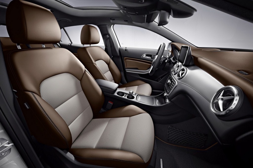 Mercedes-Benz GLA Edition1 Interiors