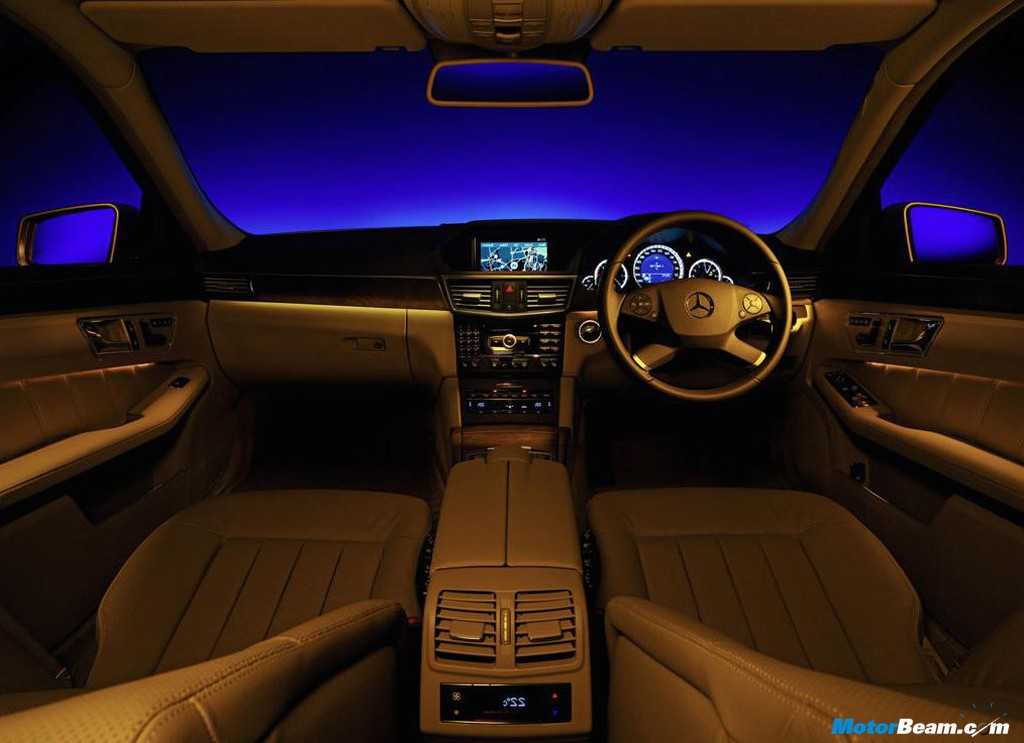 Mercedes-Benz_E-Class_Interior