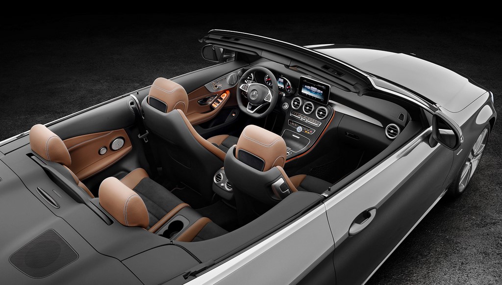 Mercedes C300 Cabriolet Interiors