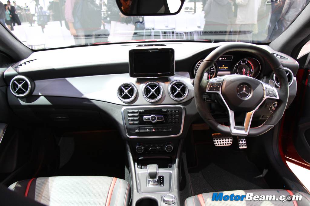 Mercedes CLA 45 AMG Interiors
