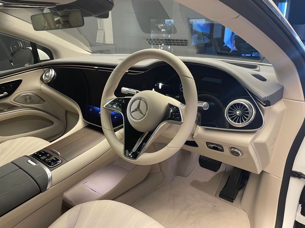 Mercedes EQS 580 Interior