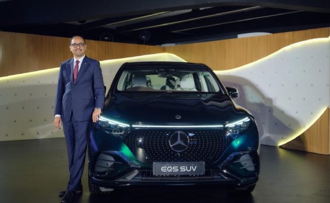 Mercedes EQS SUV Celebration Edition