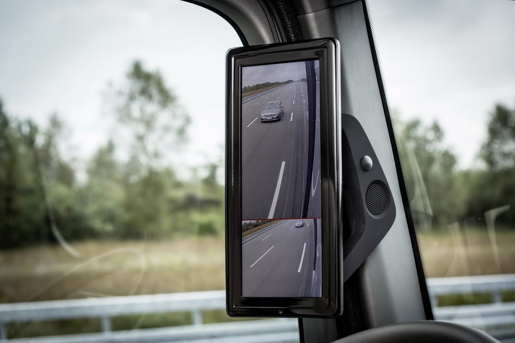 Mercedes Future Truck 2025 Blind Spot Assist System