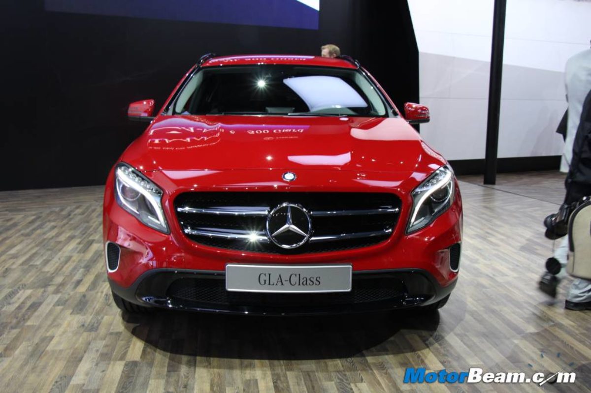 Mercedes Benz Gla Makes India Debut At 14 Auto Expo