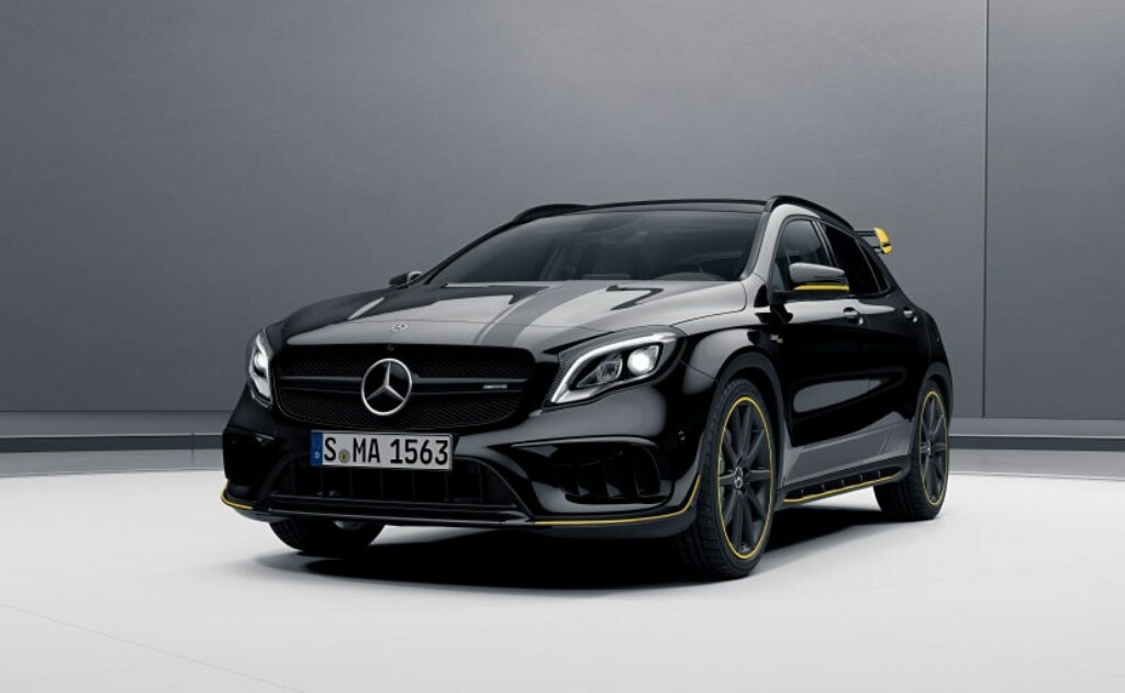 Mercedes GLA45 AMG Black