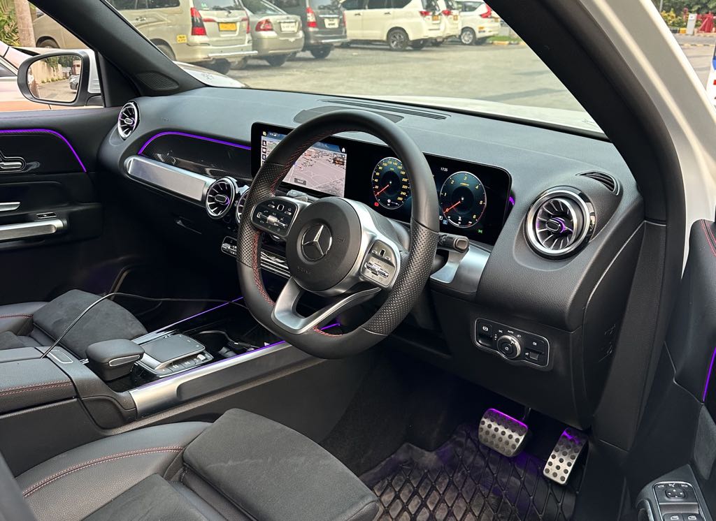 Mercedes GLB Interior