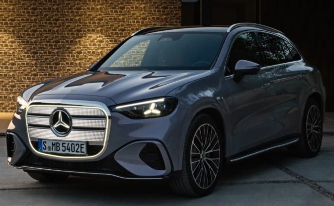 Mercedes GLC EV front