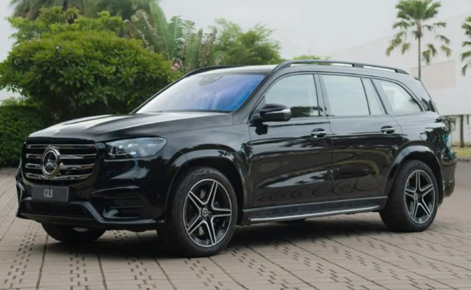 Mercedes GLS AMG Line front