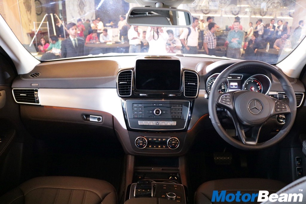 Mercedes GLS Launch Dashboard