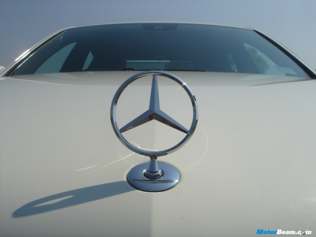 Mercedes_E350_CDI_BlueEFFICIENCY_Logo