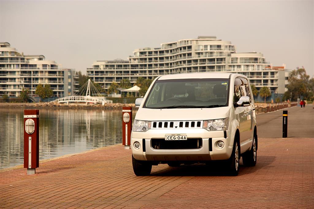 Mitsubishi Delica MPV