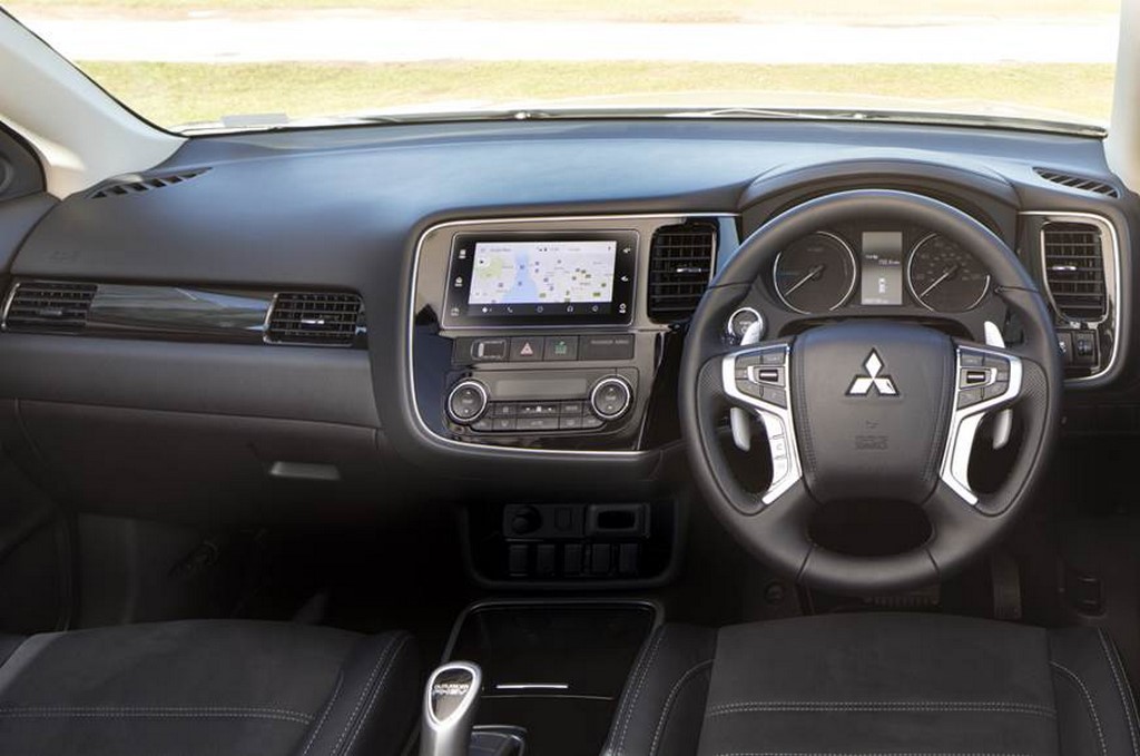 Mitsubishi Outlander PHEV Interior