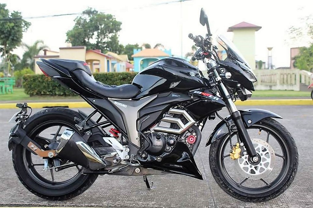 Modified Gixxer Side Profile