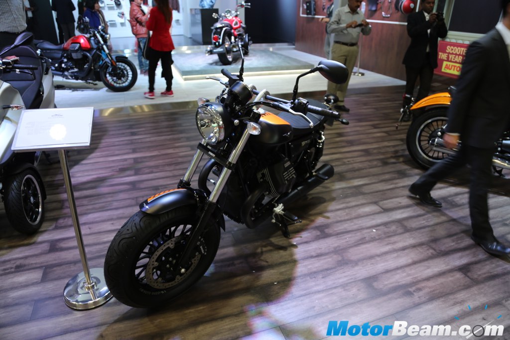 Moto Guzzi V9 Roamer 2