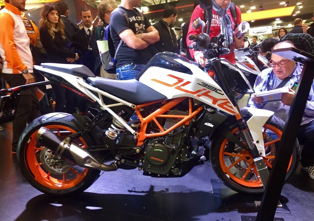 New 2017 KTM Duke 390