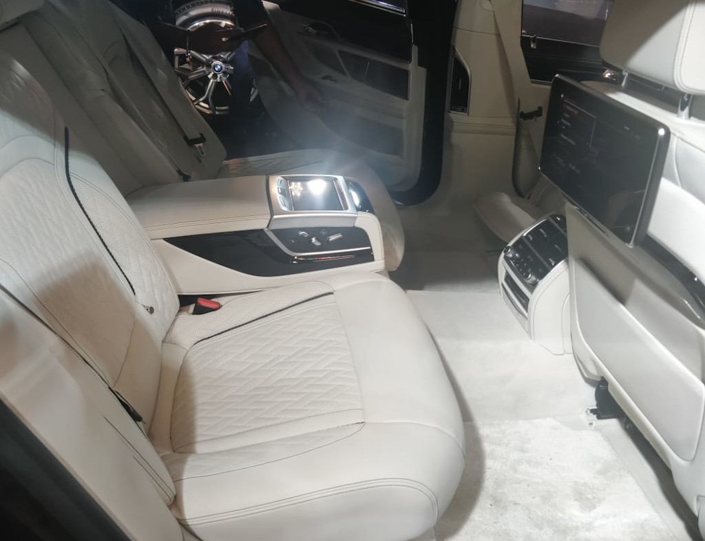 New BMW 7 Series Seats