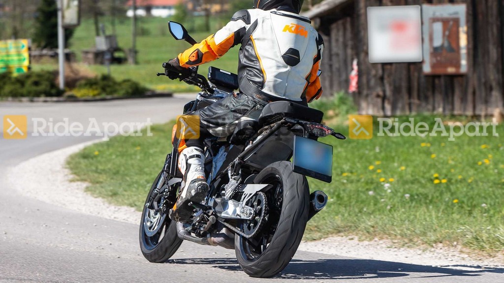 Next Gen KTM Duke 390 Rear