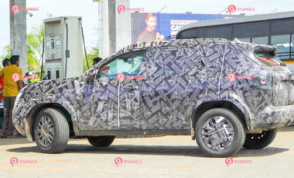 Nissan C-segment SUV rear