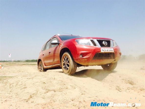 Nissan Carnival Terrano