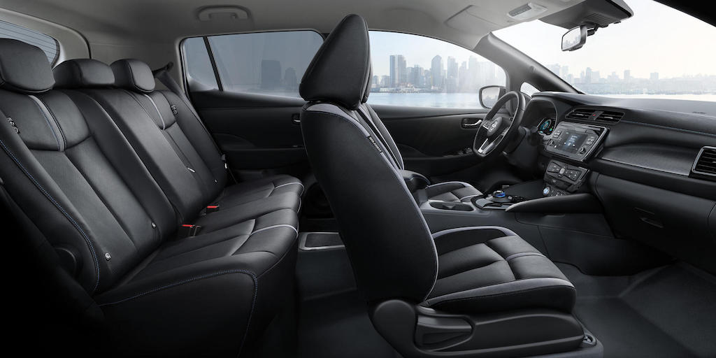 Nissan Leaf interior