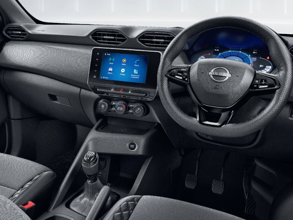 Nissan Magnite Kuro Edition interior