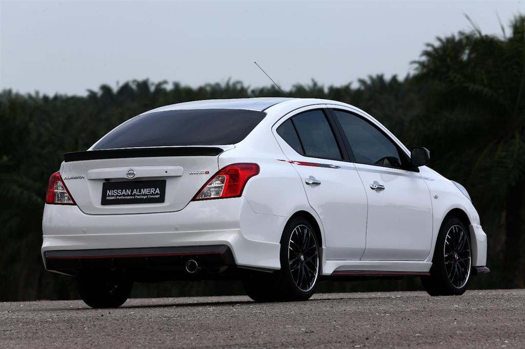 Nissan Sunny NISMO Rear