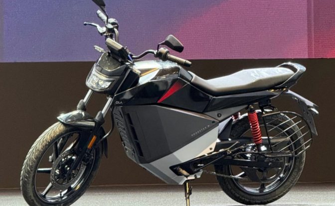 OLA Roadster X+ front