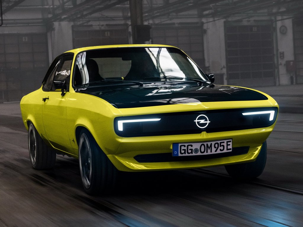 Opel Manta GSe Elektromod Front