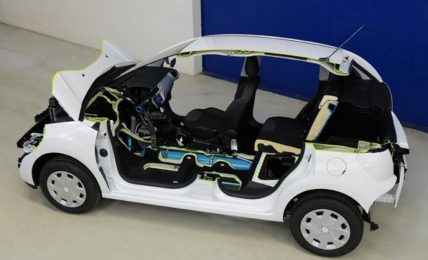 Peugeot Citroen Hybrid Air Concept Side