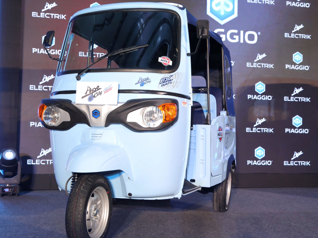 Piaggio Apé E-City FX Maxx front