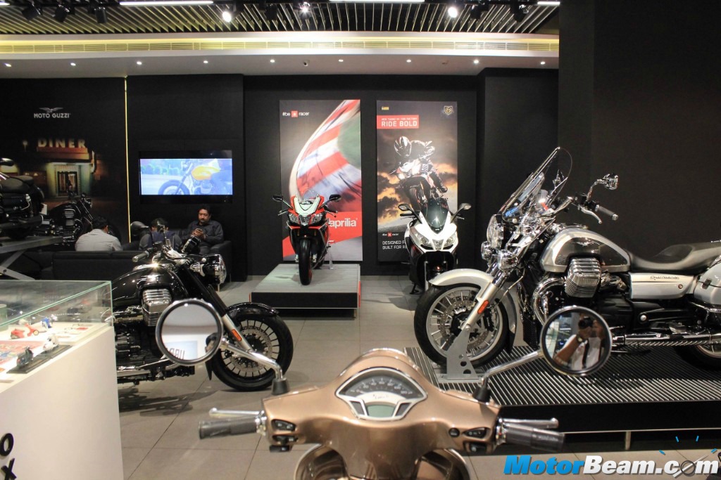 Piaggio Motoplex Store Bikes