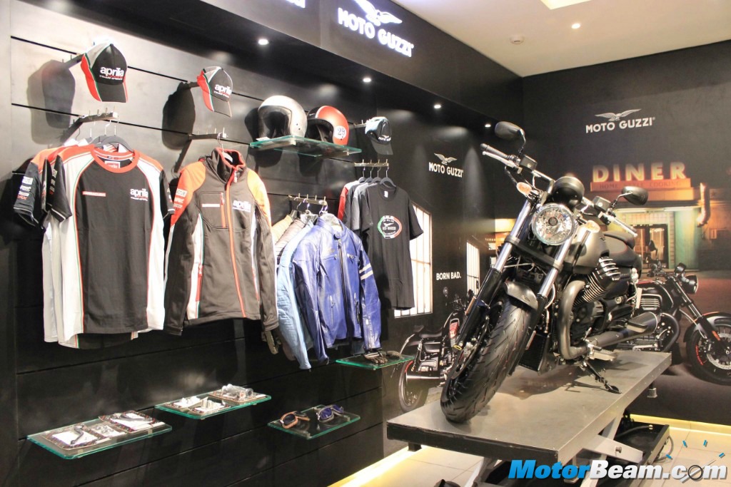 Merchandising Moto Guzzi for motorbike and scooter