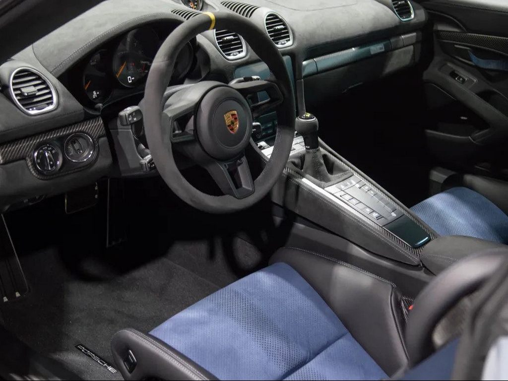 Porsche 718 Cayman GT4 RS Price Interior