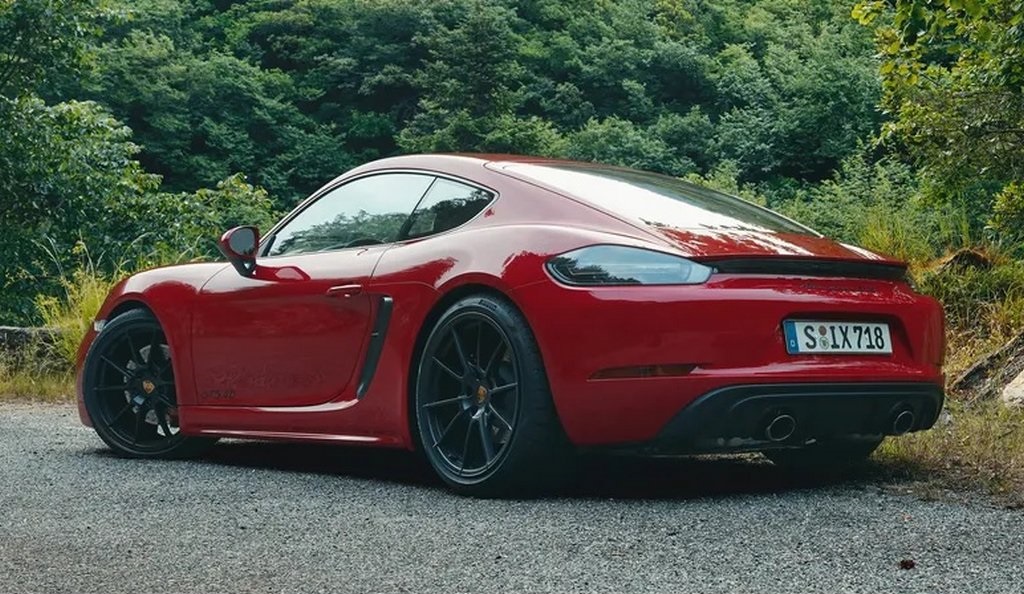 Porsche 718 Cayman GTS 4.0 Rear