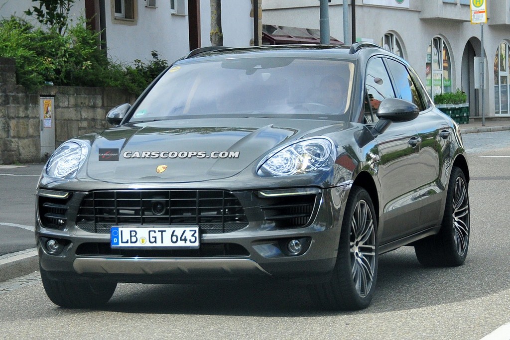 Porsche Macan Spied Front