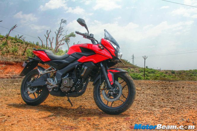 Pulsar 200 AS Test Ride Review