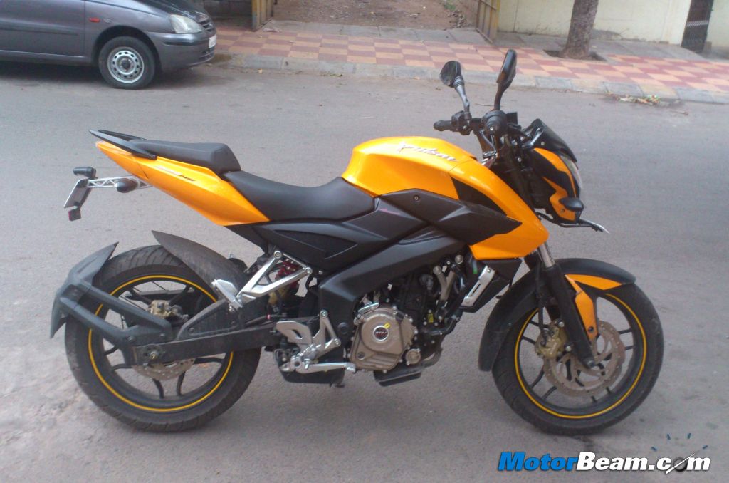 Pulsar 0 Ns Gets Kawasaki Green Color In Indonesia Pulsar 0 Ns Gets Kawasaki Green Color In Indonesia