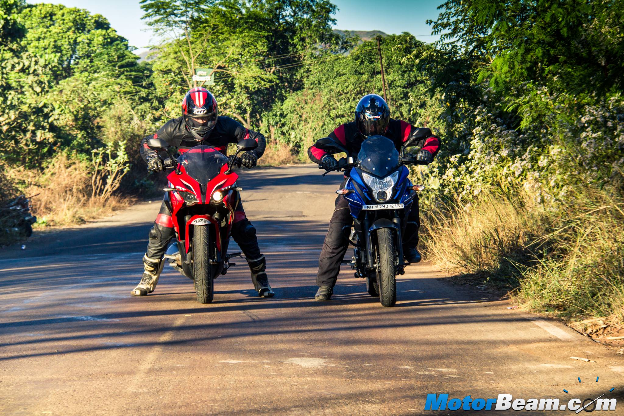 Pulsar AS 200 vs RS 200