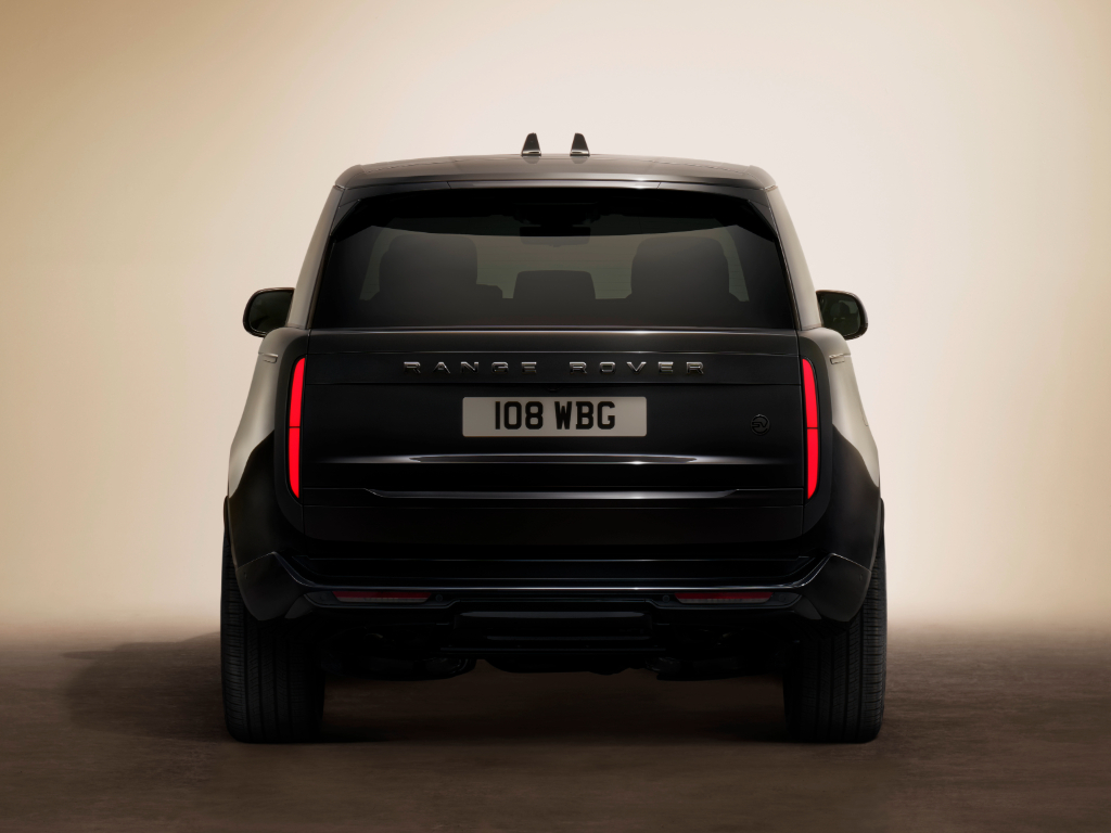 Range Rover SV Black Edition rear