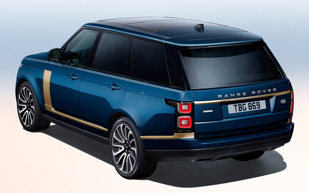 Range Rover SV Golden Edition Rear