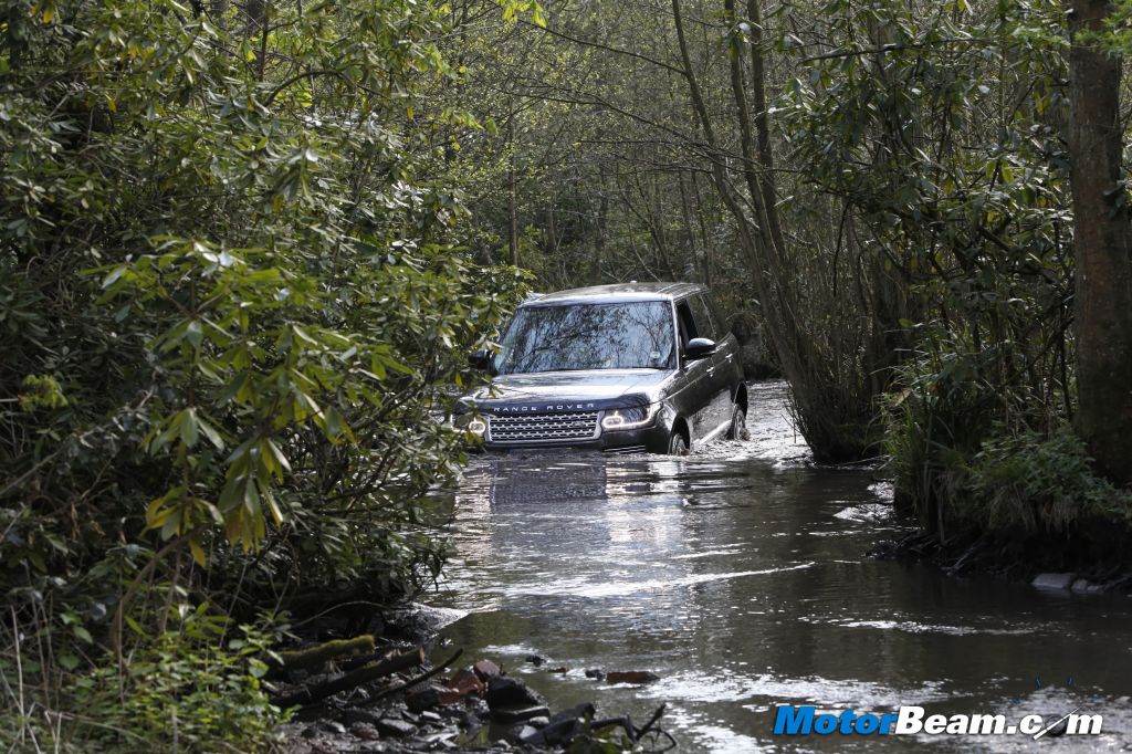 Range Rover Water Wading
