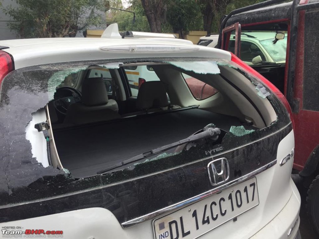 Rear Windscreen Smashed Ladakh