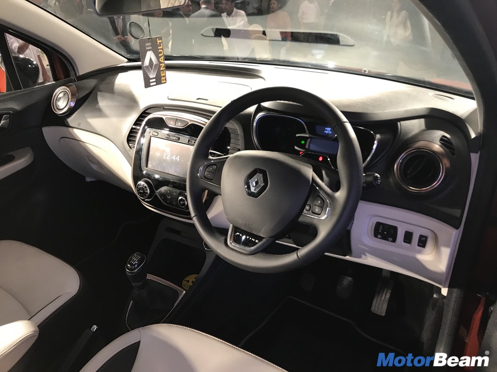 Renault Captur Dashboard