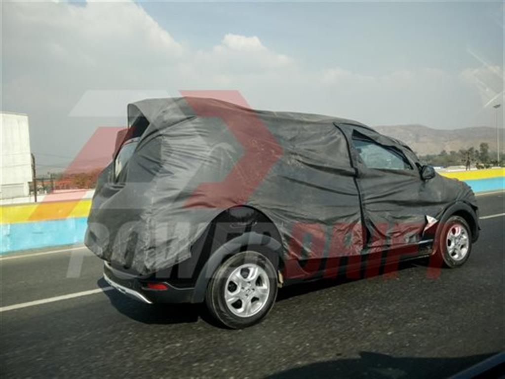 Renault Lodgy Spotted Testing
