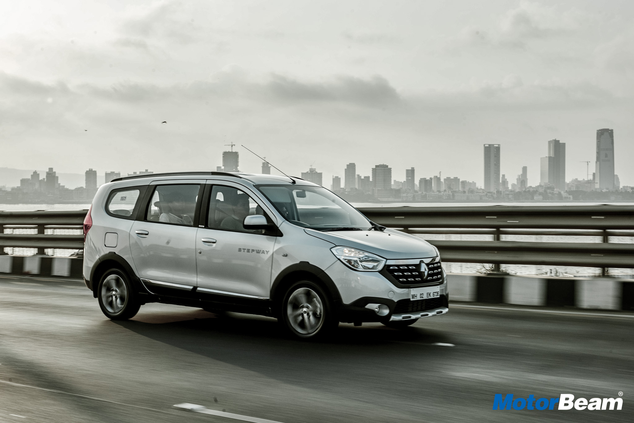 Renault Lodgy Stepway Test Drive