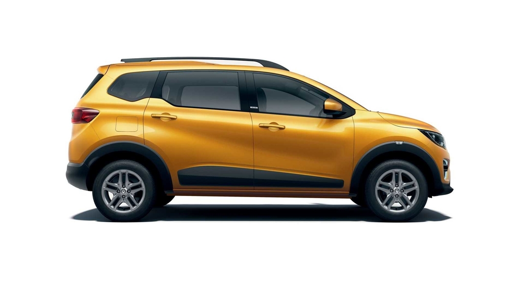 Renault Triber Images